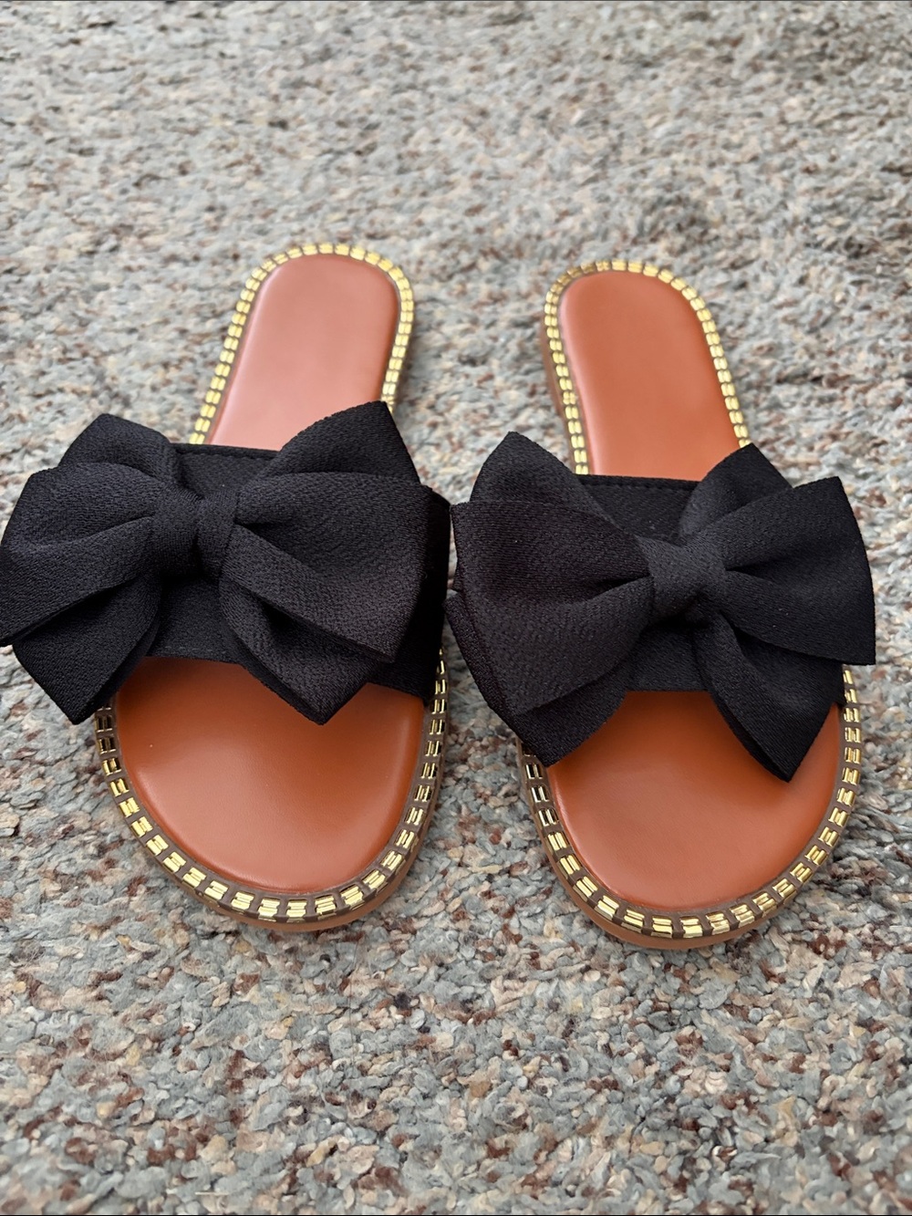Brand new- never worn - Womens Black Bow Slide Sandals with Brown Footbed